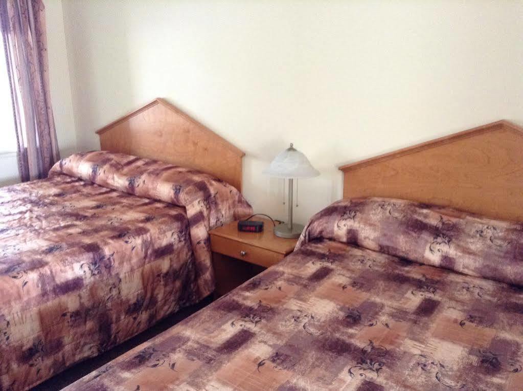 סן-ז'אן-פורט-ז'ולי Motel Blanche D'Haberville מראה חיצוני תמונה